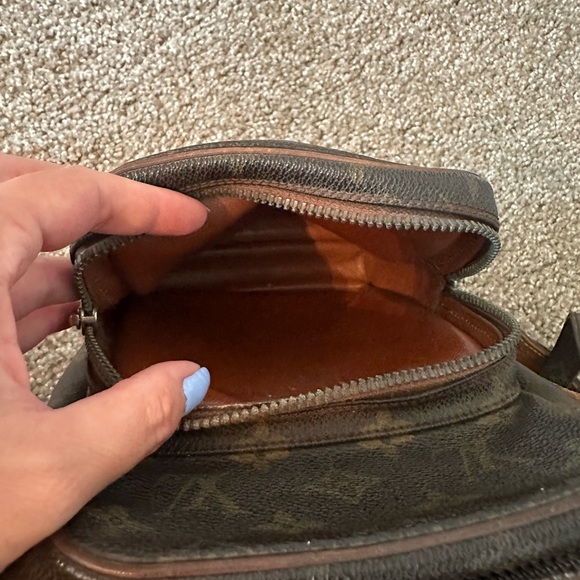 Vintage Louis Vuitton Amazone Cross Body Bag - Picture 5 of 10